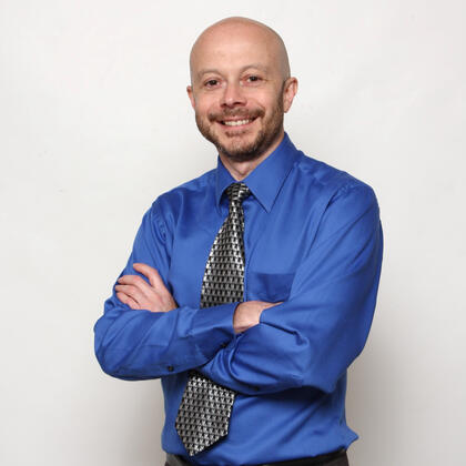 Dmitry Furman – Real Estate Agent Portrait of Dmitry Furman, real estate agent in the Greater Toronto Area